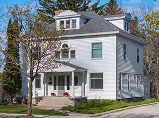 619 Kalamazoo Ave, Petoskey, MI