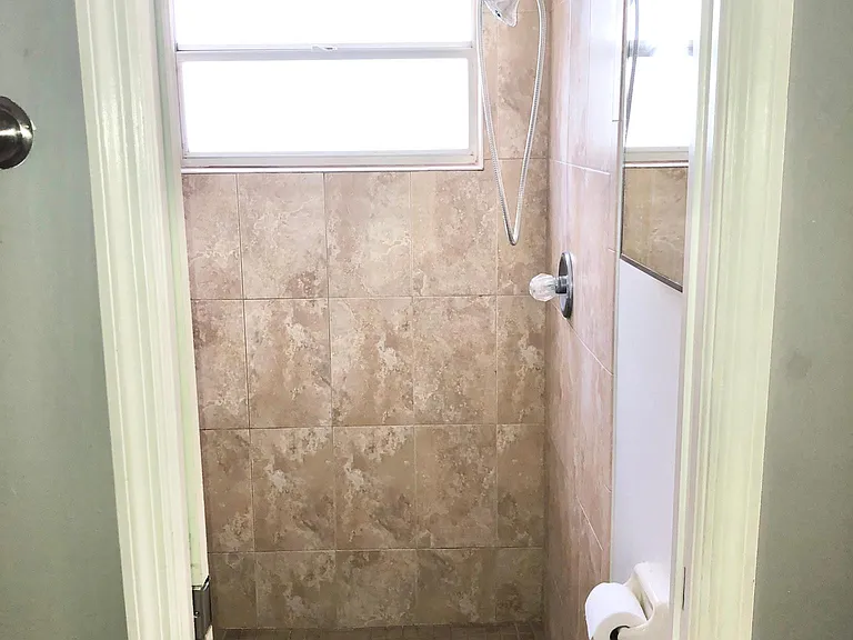 8231 Matthew Dr — Photo 11