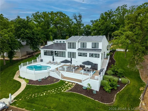 232 Belle Vista Ct, Lake Ozark, MO 65049