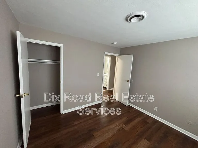 415 Sycamore Rd #D3 — Photo 14