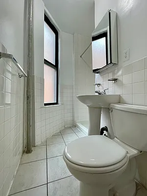 Rented by Building Equity Real Estate LLC | media 5