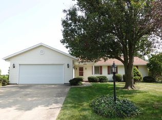 2691 Montague Dr, Galesburg, IL 61401