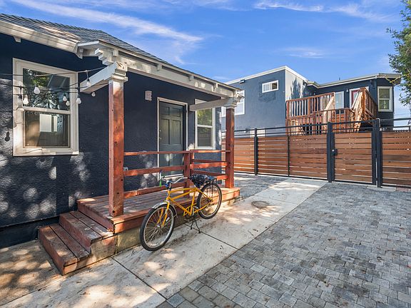 2nd image of 2656 Inyo Ave #2656