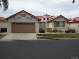 855 Bahama Dr, Hemet, CA 92543