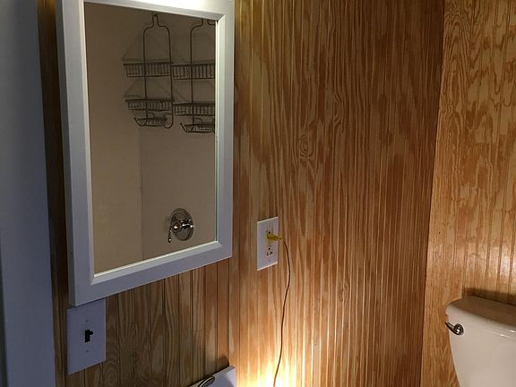 4th image of 669 York Ave APT 4
