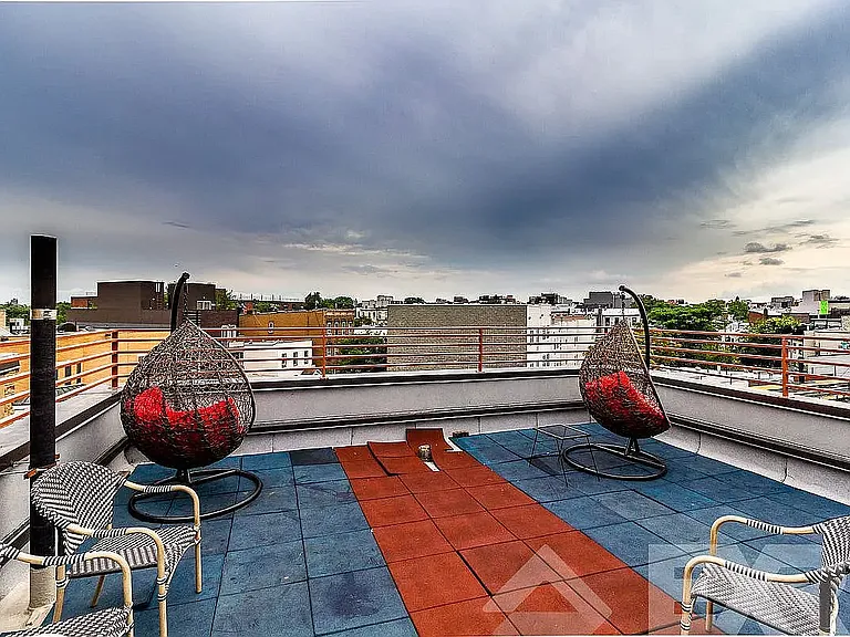 1353 Myrtle Ave #A — Photo 5