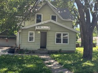 834 NE Wabash Ave, Topeka, KS 66616