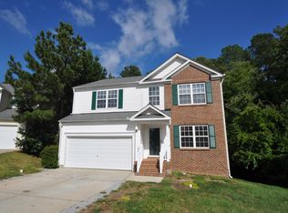117 Tiverton Woods Dr, Holly Springs, NC 27540