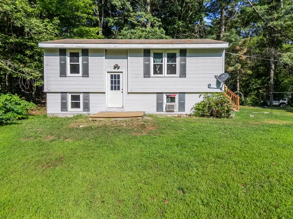62 Emery Circle, Buxton, ME 04093