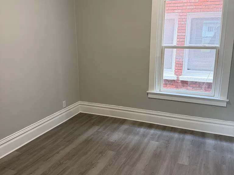 602 Woodlawn Ave #602 — Photo 15
