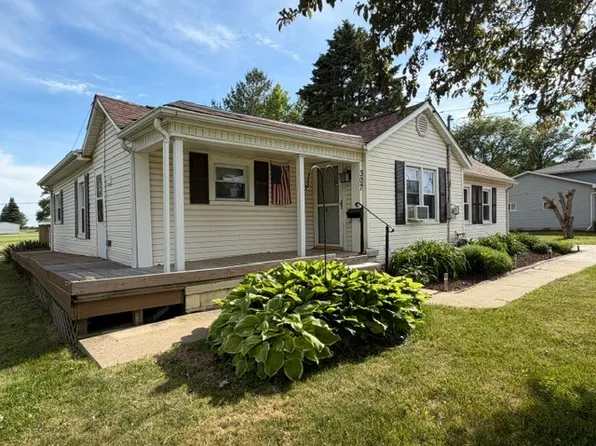 307 Division St, Mendota, IL 61342