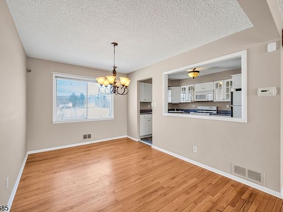 2nd image of 24 Carolyn Rd