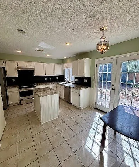 2 Purpletop Ct — Photo 3