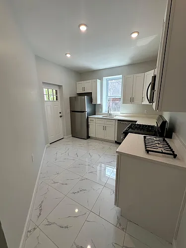 3202 Brereton St Photo 1