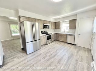 S70W13461 Fennimore Ln, Muskego, WI 53150