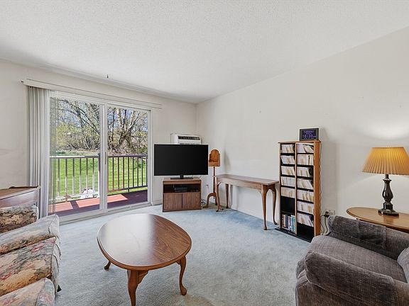 5th image of 1 Brown Ave APT 3-88