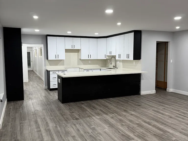 2321 W Avenue M4 — Photo 5