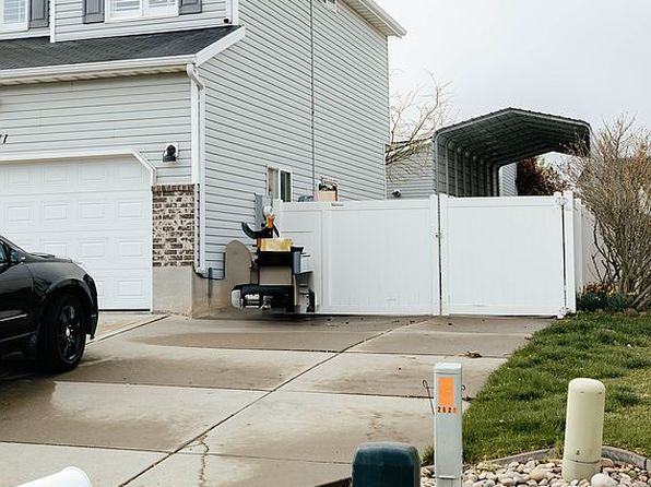 2611 W 4050 S, Roy, UT 84067