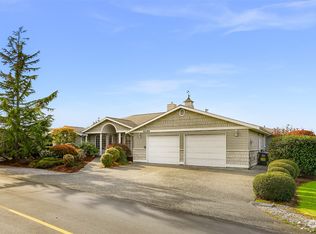 8299 Cowichan Rd, Blaine, WA 98230