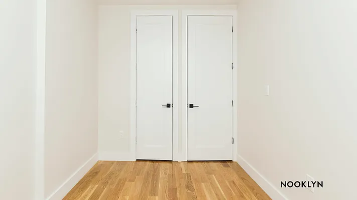 Rented by Nooklyn NYC LLC | media 12