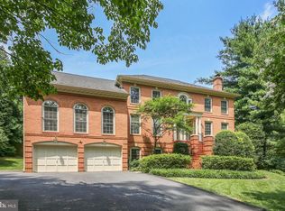 1924 Valley Wood Rd, Mc Lean, VA 22101