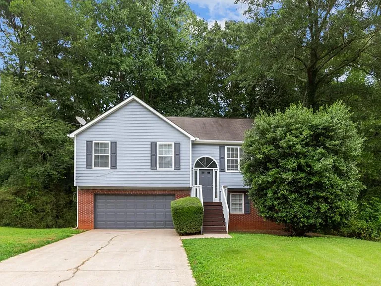 2262 Cobb Creek Dr — Photo 1