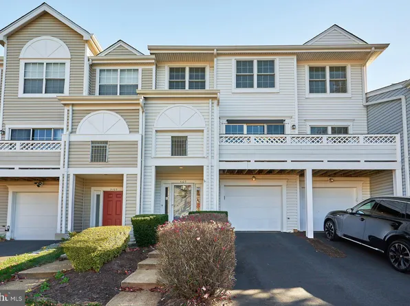 5105 Wyndham Rose Cv #115, Centreville, VA 20120