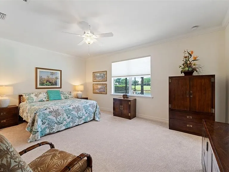 6140 Victory Dr — Photo 19
