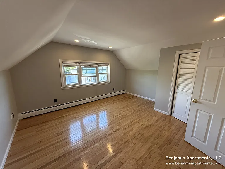 Benton Rd — Photo 22