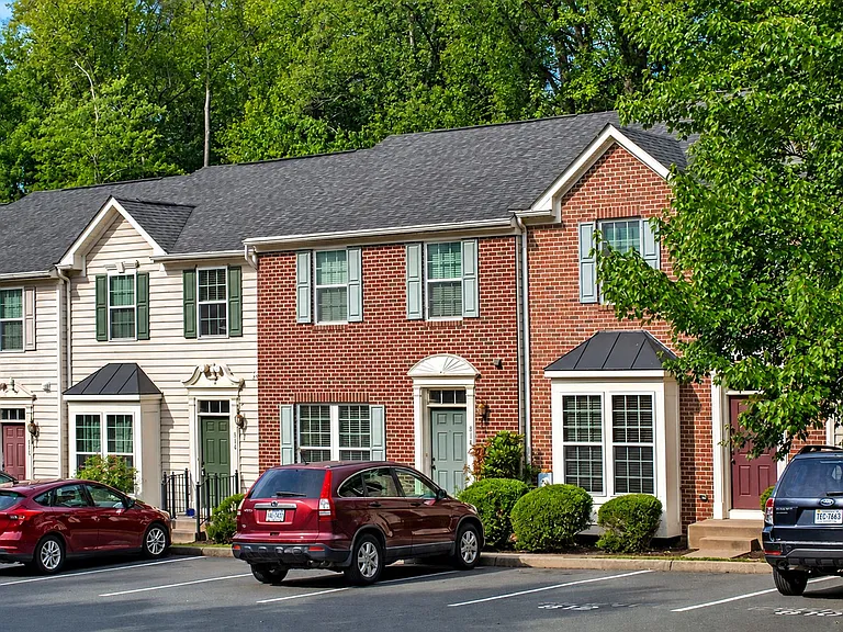814 Rock Creek Rd — Photo 1