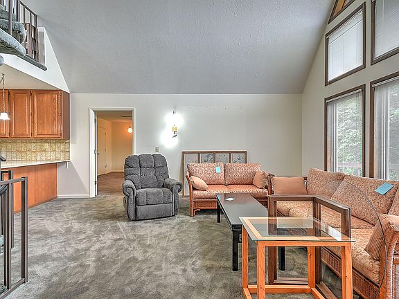 4th image of 1617 Sky View Dr