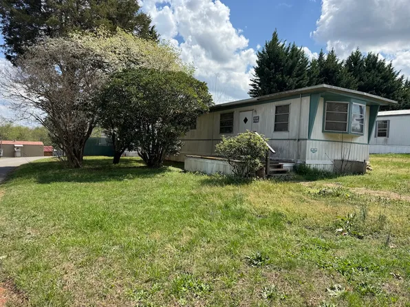 2350 Springlake Park #67, Granite Falls, NC 28630