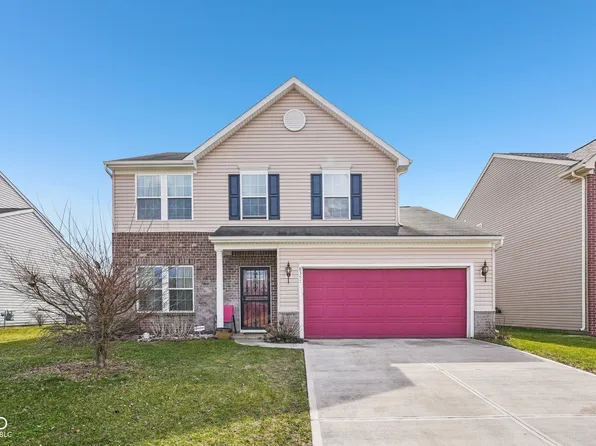 8357 Gates Corner Dr, Camby, IN 46113