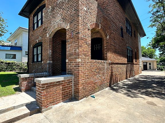 2nd image of 1316 NW 9th St #1/2