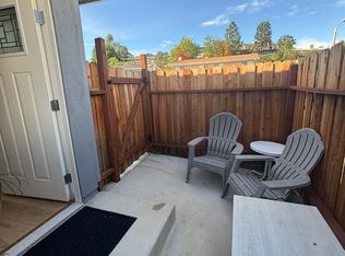 6038 Maury Ave, Woodland Hills, CA 91367