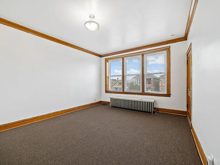4749 S Keeler Ave #2 — Photo 3