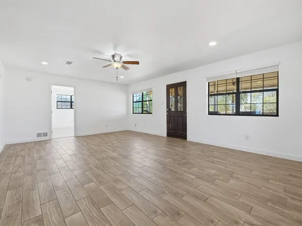 1451 Fm 20, Bastrop, TX 78602