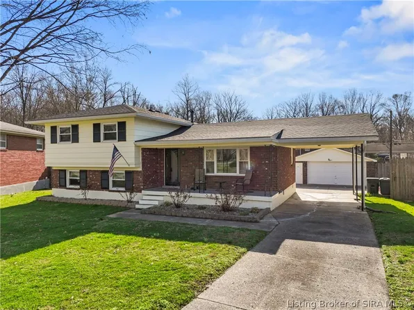 208 Portage Trail, Jeffersonville, IN 47130