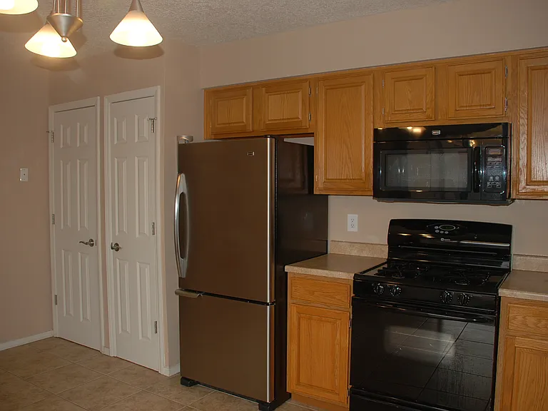 902 Ladron Ave — Photo 6
