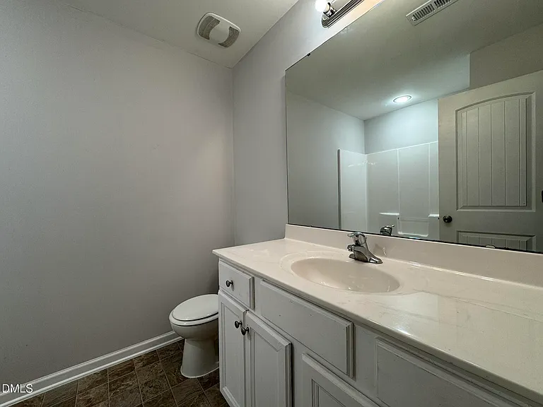 202 Cypress Hill Ln — Photo 21