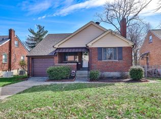 3815 S Broadlawn Cir, Cincinnati, OH 45236