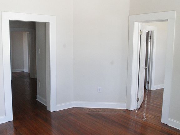 5th image of 410 Dolhonde St