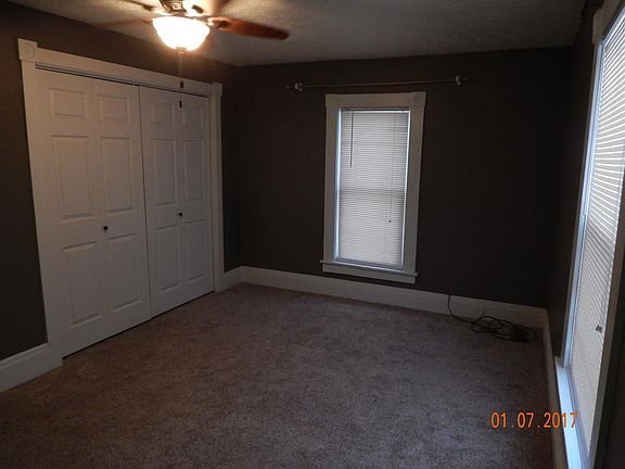 Large Master with lots of closet space