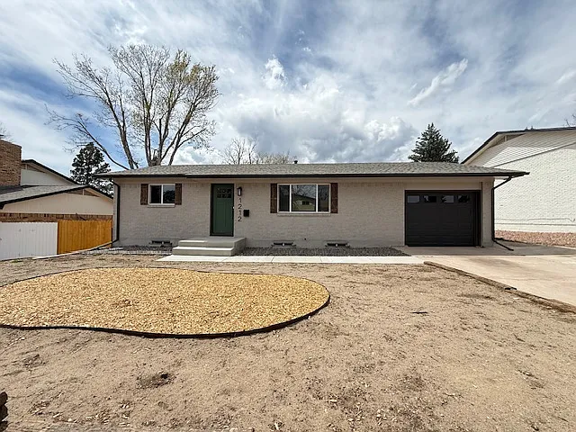 1212 Bowser Dr — Photo 1