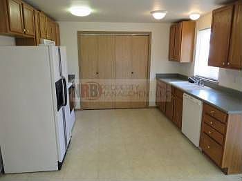 2nd image of 4345 S Lawrence St #B