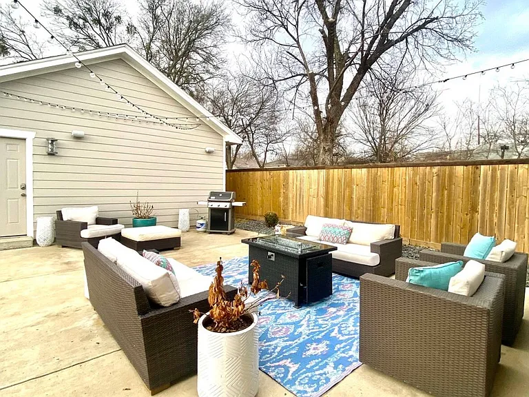 3526 Ivandell Ave — Photo 18