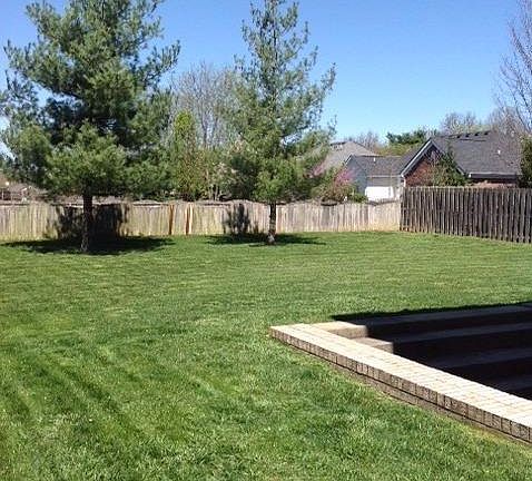 3rd image of 3041 Ashley Oaks Dr