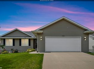 1880 49th St, Marion, IA 52302