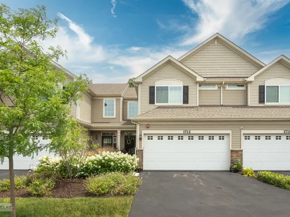1712 Carlstedt Dr, Batavia, IL 60510