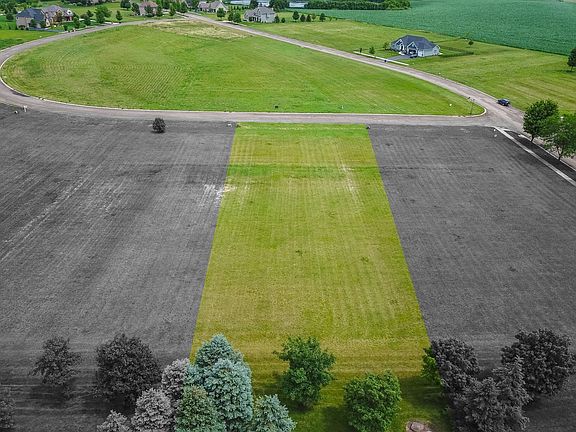 3rd image of 7835 Bentgrass Cir